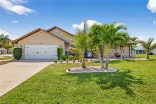 402 SW 37th Ln, Cape Coral, FL 33914 - Photo 46