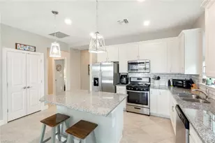 12201 Canal Grande Dr, Fort Myers, FL 33913 - Photo 12