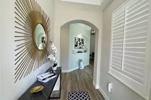 1628 Cayman Ct, Naples, FL 34119 - Photo 2