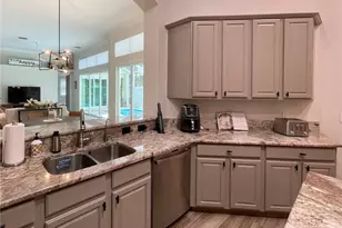 1628 Cayman Ct, Naples, FL 34119 - Photo 32