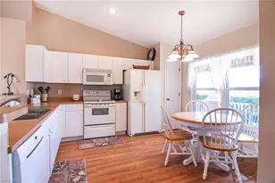 216 NW 11th St, Cape Coral, FL 33993 - Photo 4