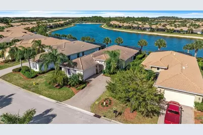 10555 Carena Cir, Fort Myers, FL 33913 - Photo 1