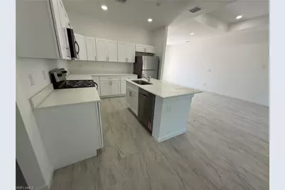 1115 Cove St E, Lehigh Acres, FL 33974 - Photo 6