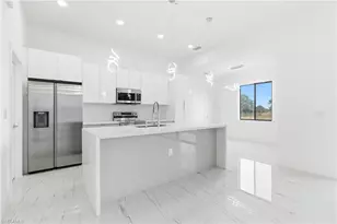 321 Peerless St, Lehigh Acres, FL 33974 - Photo 10