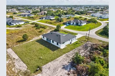 321 Peerless St, Lehigh Acres, FL 33974 - Photo 38