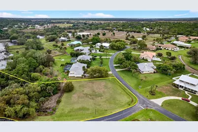 18151 Riverchase Ct, Alva, FL 33920 - Photo 10