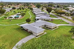 1410 Tredegar Dr, Fort Myers, FL 33919 - Photo 4