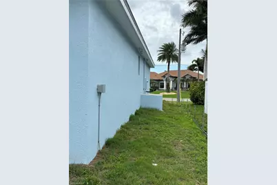 15256 Hennipen Cir, Port Charlotte, FL 33981 - Photo 4