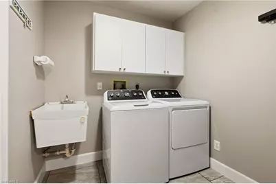 222 SW 39th Ter, Cape Coral, FL 33914 - Photo 18