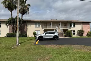 4516 SE 6th Pl, Cape Coral, FL 33904 - Photo 2