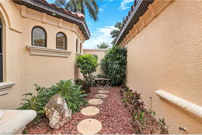 5521 Harbour Preserve Cir, Cape Coral, FL 33914 - Photo 6