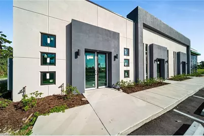 1043 Ceitus Ter, Cape Coral, FL 33991 - Photo 4