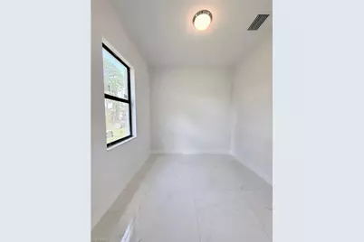 2910 19th St SW, Lehigh Acres, FL 33976 - Photo 28