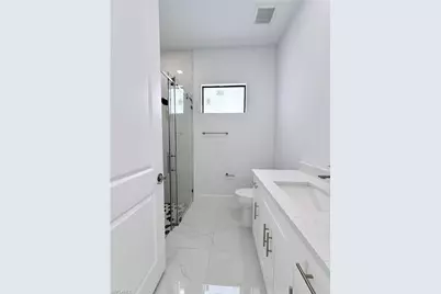 2910 19th St SW, Lehigh Acres, FL 33976 - Photo 24