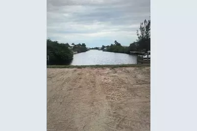 3604 Yucatan Pkwy, Cape Coral, FL 33993 - Photo 2