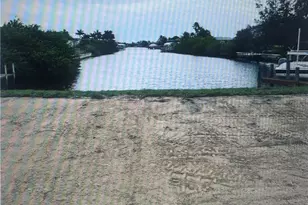 3604 Yucatan Pkwy, Cape Coral, FL 33993 - Photo 1