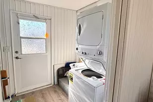 11601 Valleyview Dr, Fort Myers, FL 33908 - Photo 6