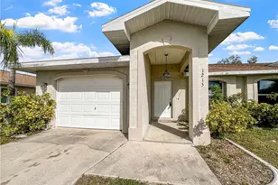 1215 SE 8th Ave, Cape Coral, FL 33990 - Photo 1