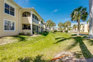 12515 McGregor Blvd, Fort Myers, FL 33919 - Photo 30