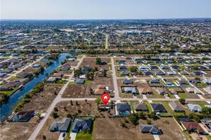 315 NW 7th Terrace, Cape Coral, FL 33993 - Photo 32