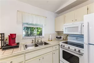 315 NW 7th Terrace, Cape Coral, FL 33993 - Photo 12