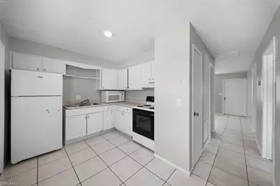 464 Carolina Ave #A, Fort Myers, FL 33905 - Photo 8