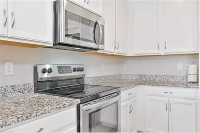 3718 Crofton Ct, Fort Myers, FL 33916 - Photo 12