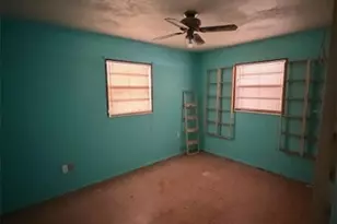 986 Tropical Palm Ave, North Fort Myers, FL 33903 - Photo 6