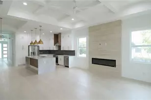 769 95th Ave N, Naples, FL 34108 - Photo 6