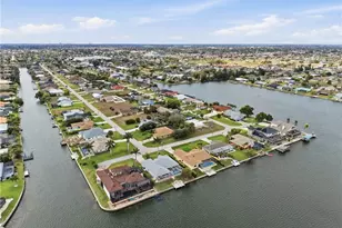 419 SW 12th St, Cape Coral, FL 33991 - Photo 2