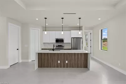 1022 Halby Ave S, Lehigh Acres, FL 33974 - Photo 8