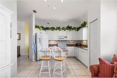 800 L Ambiance Cir #208, Naples, FL 34108 - Photo 6