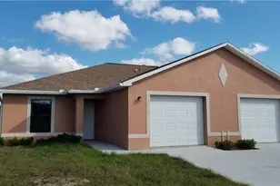 1311 NE 8th Pl, Cape Coral, FL 33909 - Photo 2