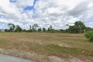 3741 NE 14th Pl, Cape Coral, FL 33909 - Photo 4