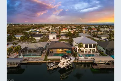 2443 Carambola Ln, Saint James City, FL 33956 - Photo 2