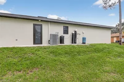1201 W 11th St, Lehigh Acres, FL 33972 - Photo 32