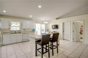 2713 NW 1st Pl, Cape Coral, FL 33993 - Photo 16