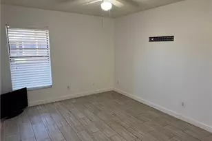 5329 Summerlin Rd, Fort Myers, FL 33919 - Photo 6