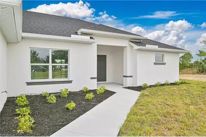2043 NE 42nd St, Cape Coral, FL 33909 - Photo 4