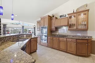 3614 SE 21st Ave, Cape Coral, FL 33904 - Photo 10