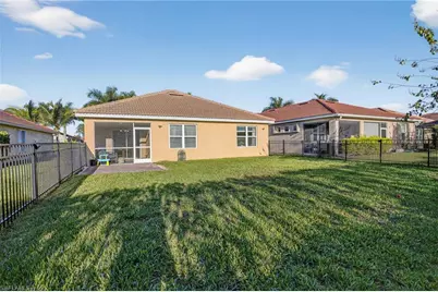 3223 Birchin Ln, Fort Myers, FL 33916 - Photo 38