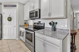 3223 Birchin Ln, Fort Myers, FL 33916 - Photo 10