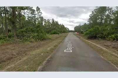 1505 Dayton Ave, Lehigh Acres, FL 33972 - Photo 2