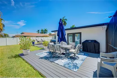 1089 N Town and River Dr, Fort Myers, FL 33919 - Photo 24