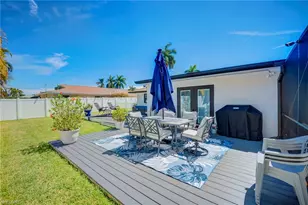 1089 N Town and River Dr, Fort Myers, FL 33919 - Photo 24