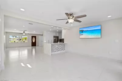 107 Albatross St, Fort Myers Beach, FL 33931 - Photo 12