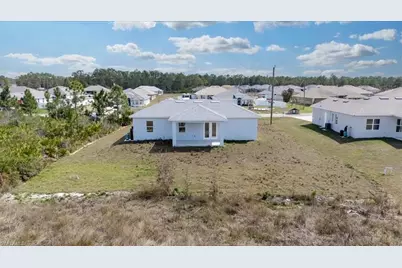 1927 Richmond Ave N, Lehigh Acres, FL 33972 - Photo 38