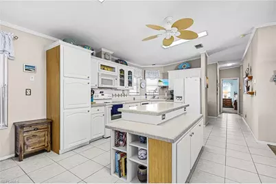 3023 Skipper Ln, Saint James City, FL 33956 - Photo 10