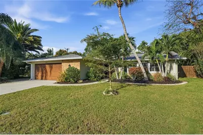 4742 Santa Del Rae Ave, Fort Myers, FL 33901 - Photo 2