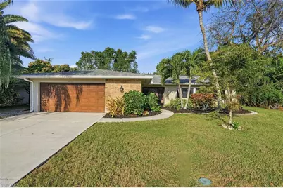 4742 Santa Del Rae Ave, Fort Myers, FL 33901 - Photo 1